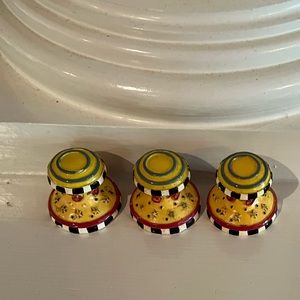 Cabinet Knobs Vintage (set of 3)